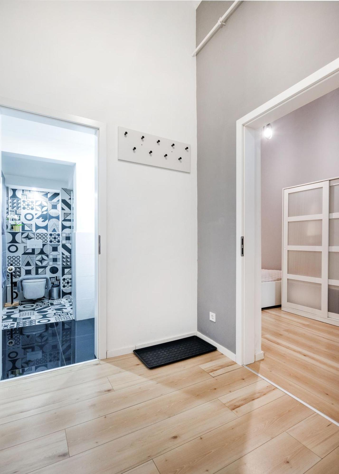 Walk To Opera & Basilica - Live Like A Local Apartment